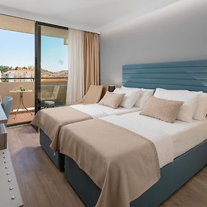 Room 21
